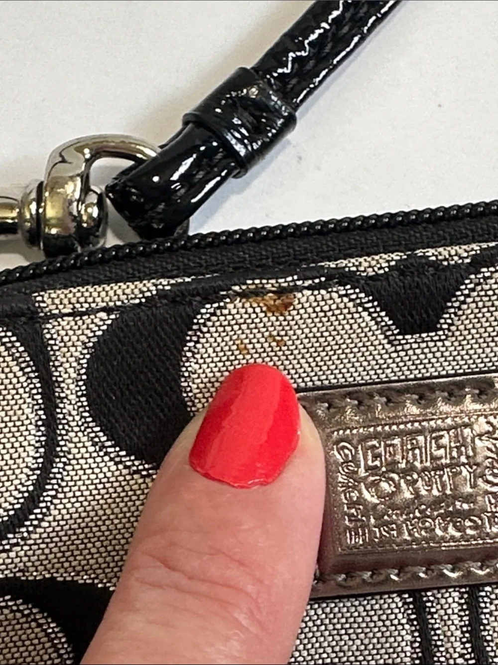 Coach Wristlet Pouch Black Gray Signature Canvas Purse Zipper Handle
